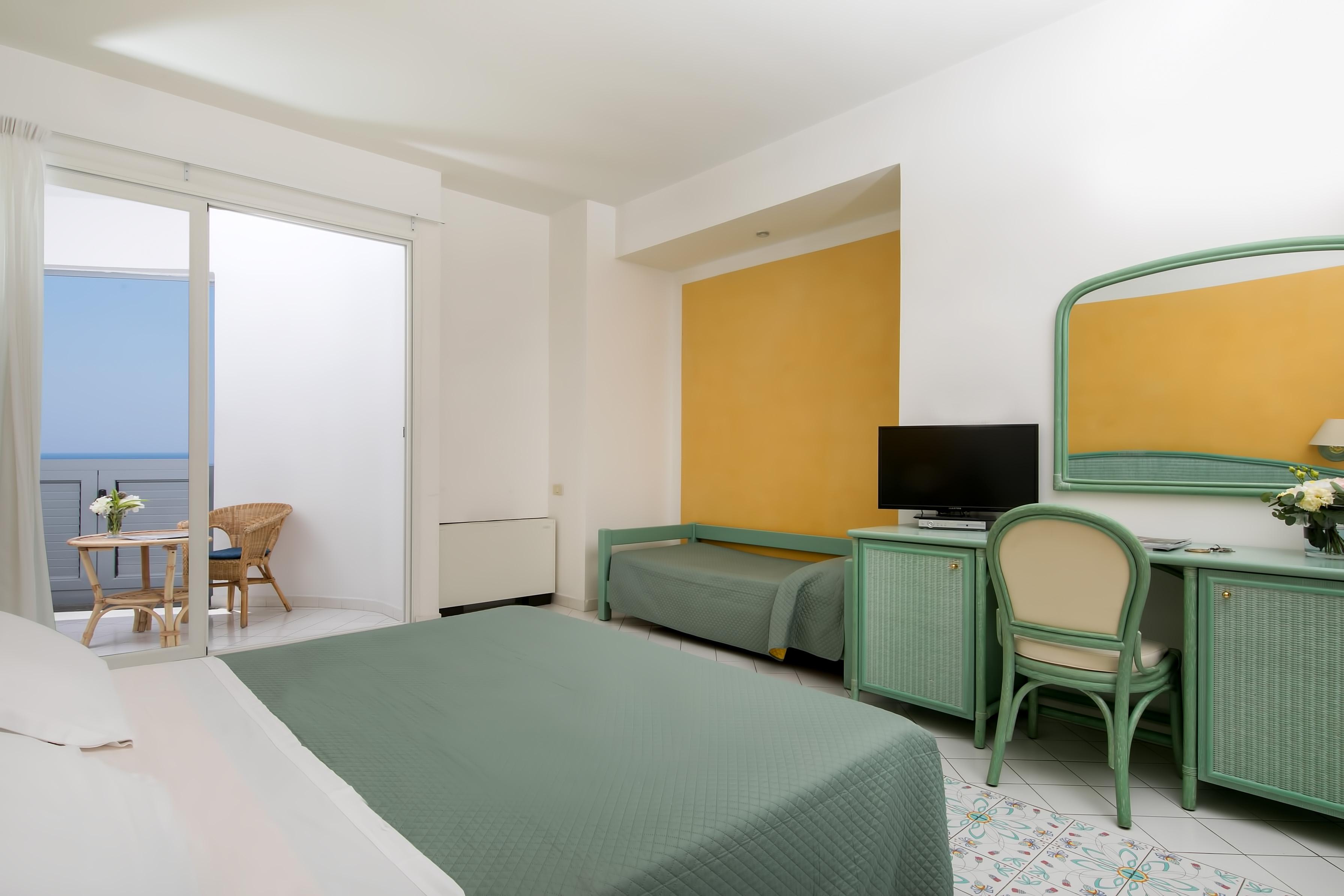 Hotel Club Due Torri Майори Экстерьер фото