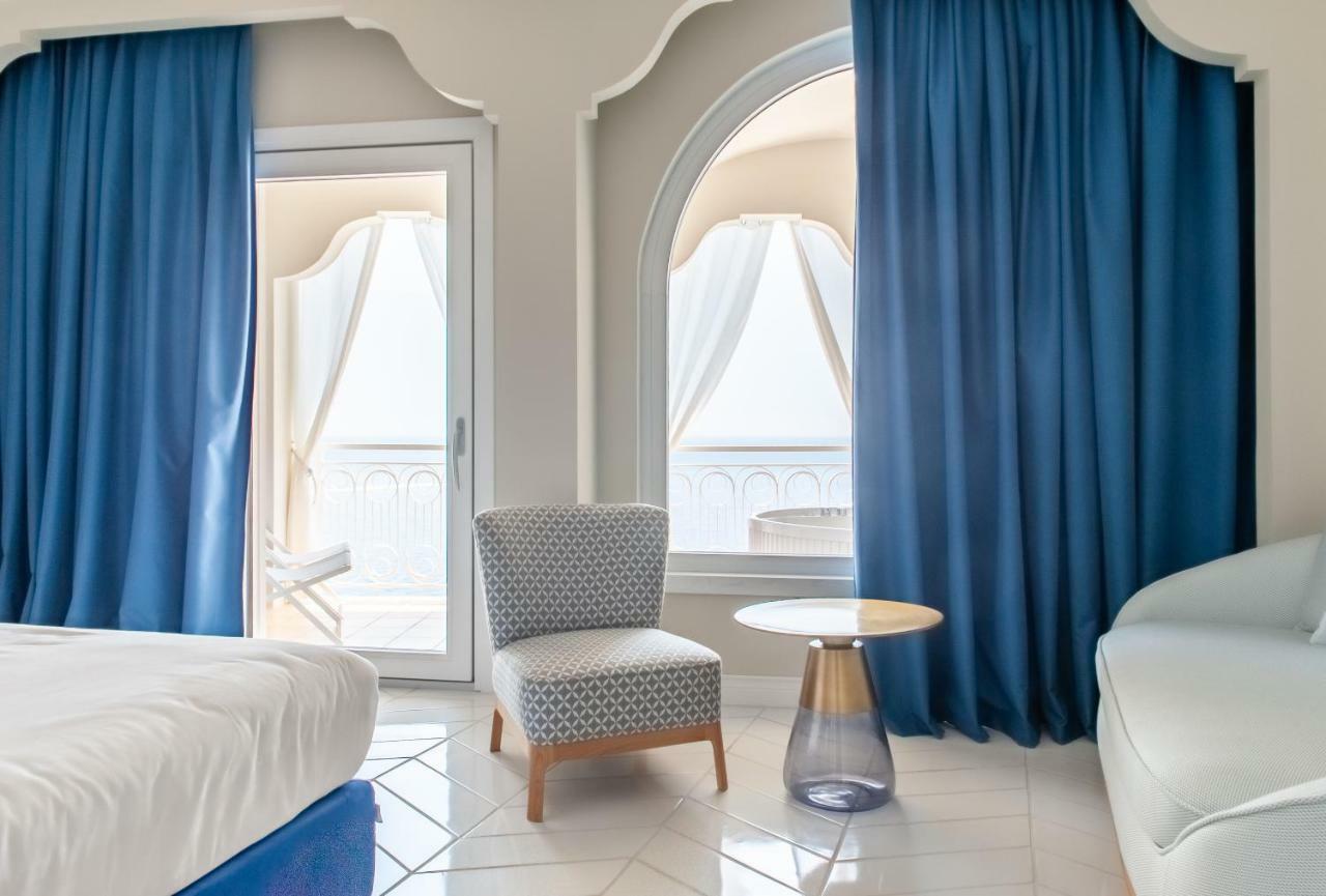 Hotel Club Due Torri Майори Экстерьер фото
